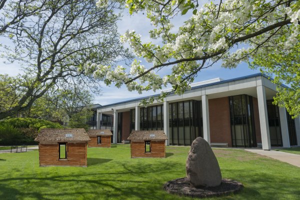 April 1 Hutts on Quad